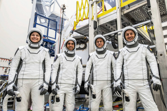 Los astronautas Kayla Barron, Raja Chari, Thomas Marshburn y Matthias Maurer