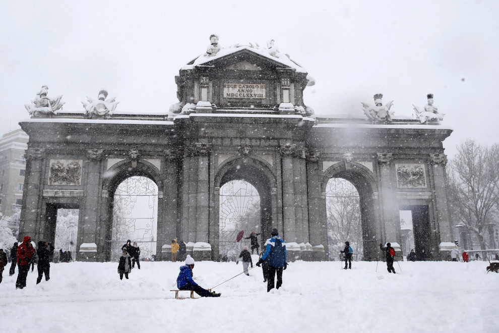 Nieve en la Puerta de Alcalá