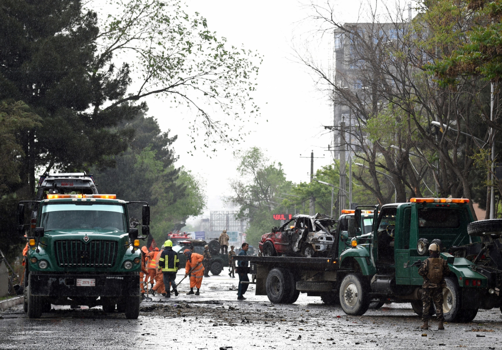 8 muertos en un atentado suicida cerca de la embajada de EEUU en Afganistán