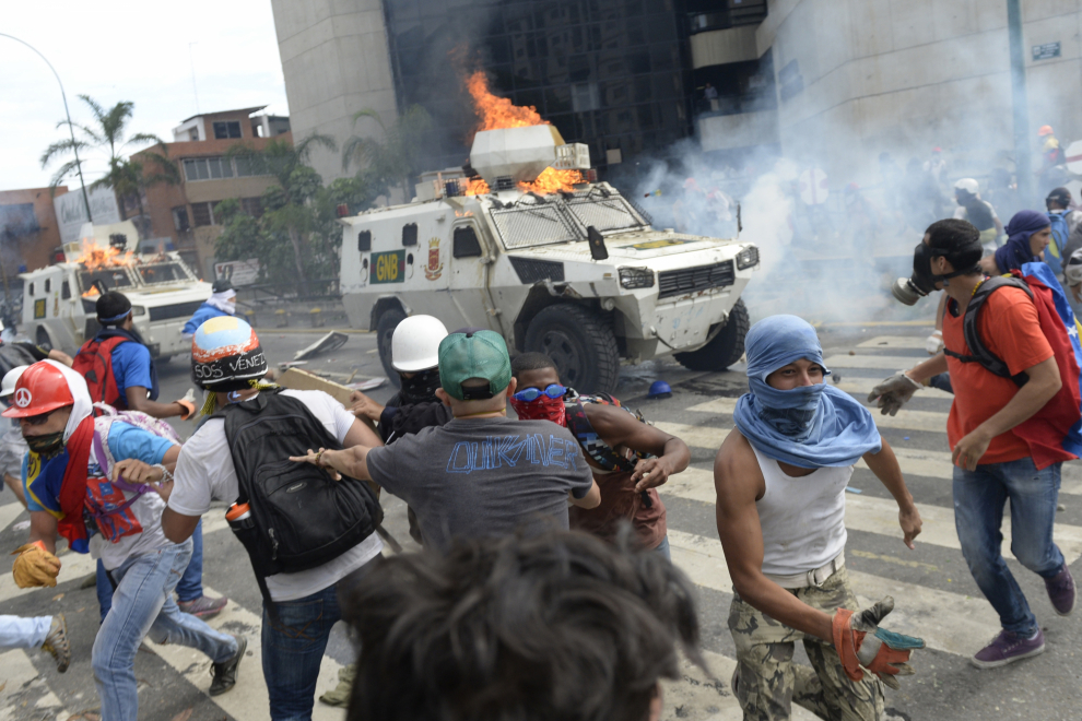 Continúan las protestas en Venezuela contra el gobierno de Maduro