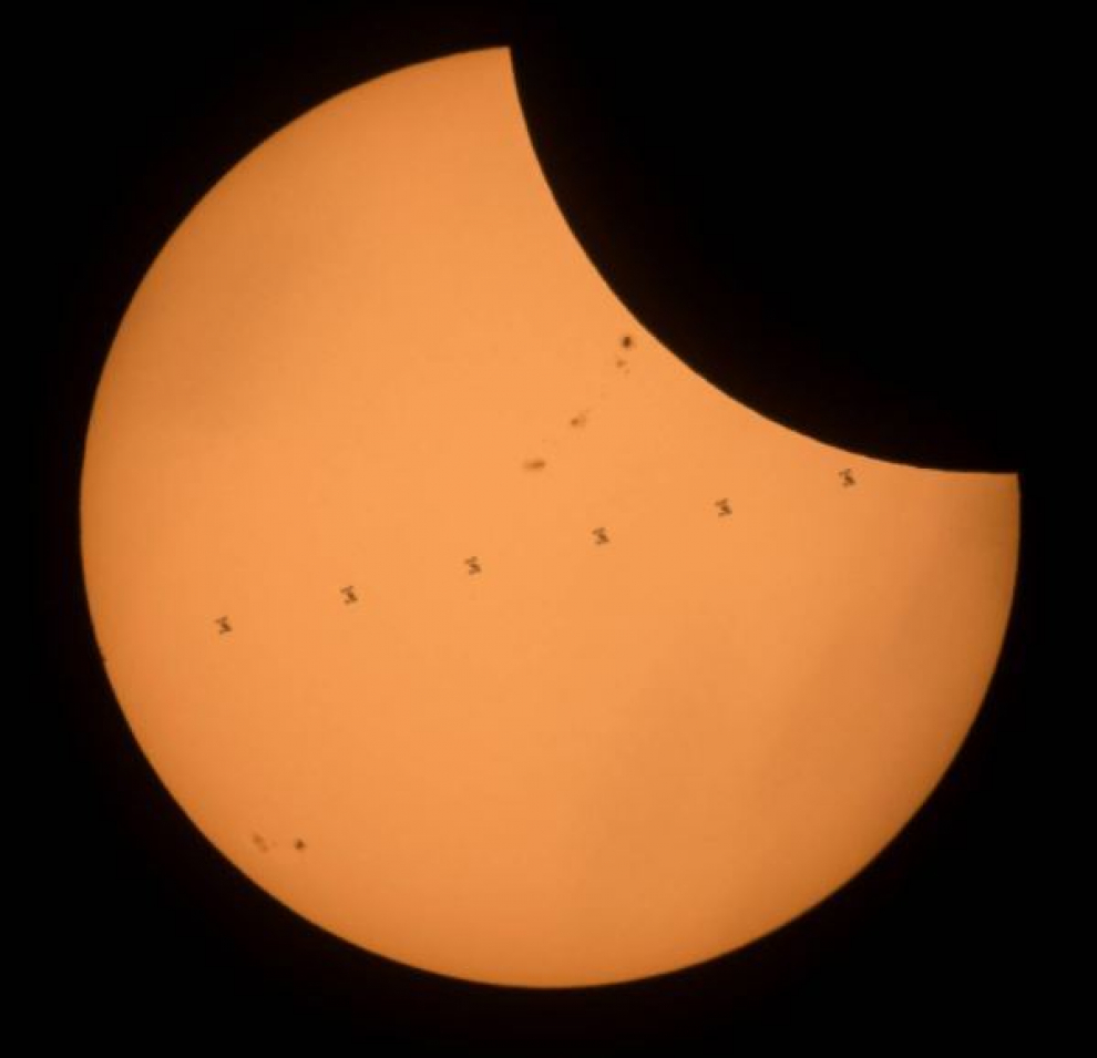 Eclipse total: las imágenes desde el espacio de la Nasa