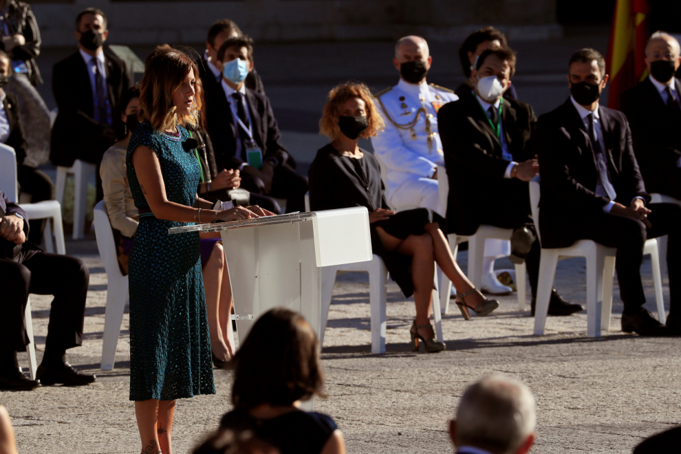 La jefa del servicio de Urgencias del Hospital Vall d'Hebron, Aroa López durante su intervención en el homenaje de Estado a las víctimas de la pandemia