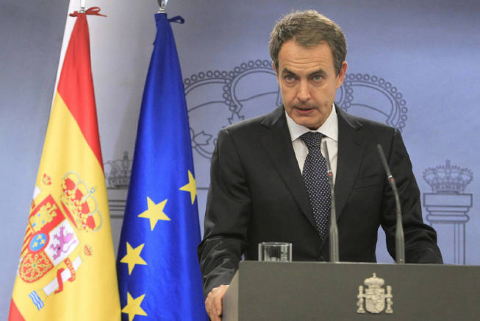 El Gobierno del socialista José Luis Rodríguez Zapatero acuerda crear la Comisión de Expertos para el futuro del Valle de los Caídos.