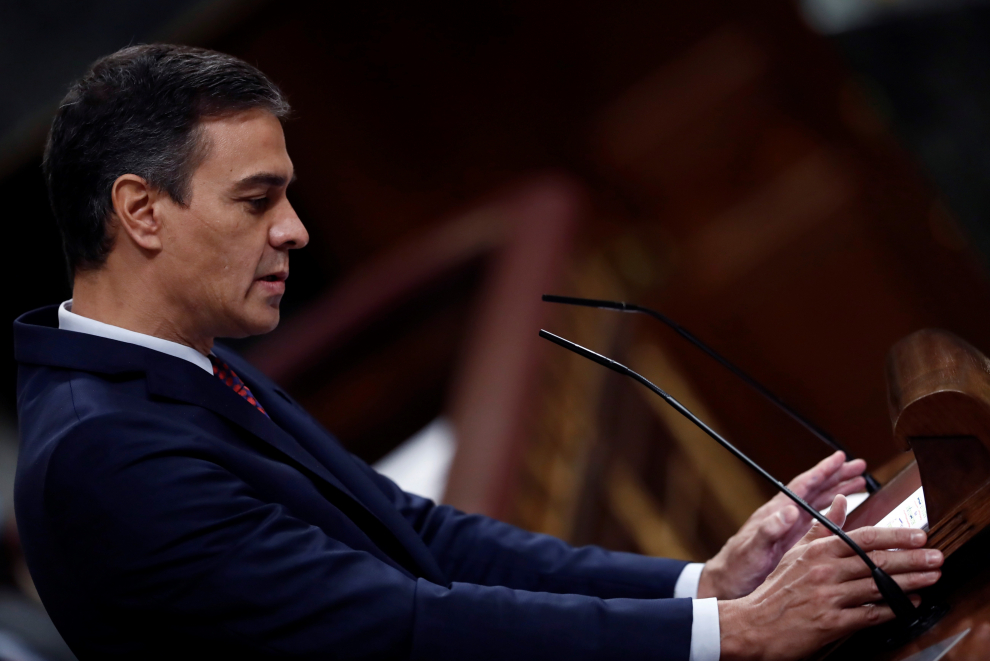 El presidente del Gobierno, Pedro Sánchez, interviene en la segunda sesión del debate de moción de censura presentada por Vox, este jueves en el Congreso. EFE/Mariscal
