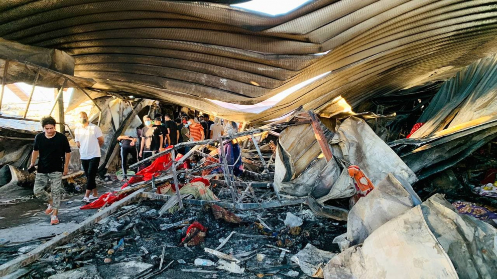 El interior del hospital de Nasiriyah ha quedado totalmente destruido tras el fuego