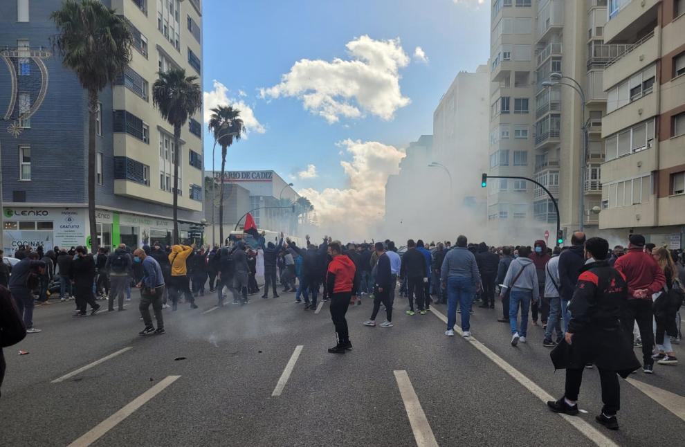 Tras la marcha en apoyo a los trabajadores se han producido varios disturbios.