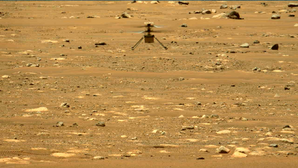El Rover Perseverance de la NASA tomo esta imagen usando su cámara Mastcam-Z izquierda. Mastcam-Z es un par de cámaras ubicadas en lo alto del mástil del Rover.