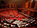 El Parlamento italiano aprueba la ley que permite a Berlusconi ausentarse en los juicios