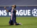 El jugador del PSG, Neymar, celebra el pase a la final de la Champions de su equipo
