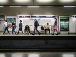 Una estación de metro en Lisboa durante el estado de calamidad decretado en el país por la emergencia sanitaria