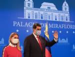 Maduro 'vende' pactos con empresas extranjeras para paliar el caos económico