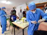 El Ayuntamiento de Murcia vacuna contra la Covid-19 a 60 trabajadores y usuarios de Jesús Abandonado