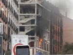 Arde parte del edificio de la calle Toledo tras la explosión registrada
