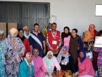 Miles de mujeres procedentes de Marruecos trabajan en la campaña de la fresa en Huelva