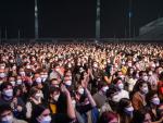 Unas 5.000 personas asisten al concierto de Love of Lesbian en el Palau Sant Jordi de Barcelona