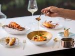 Plato de la oferta gastronómica diseñada por el chef Quique Dacosta para el Mandarin Oriental Ritz, Madrid