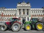 Tractores frente al Ministerio de Agricultura.