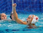 La española Bea Ortiz celebra un gol en la final de waterpolo femenino entre España y Estados Unidos durante los Juegos Olímpicos de Tokio 2020.