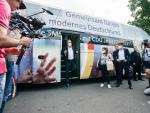 El candidato de la CDU, Armin Laschet, llega al barrio berlinés de Kladow, en Alemania.