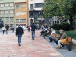 Gente calle Oviedo Asturias paseo mascarilla coronavirus