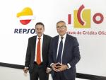 El Consejero Delegado de Repsol, Josu Jon Imaz, y el Presidente del Instituto Oficial de Crédito (ICO), José Carlos García de Quevedo.