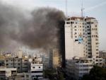 Un ataque israelÃ­ en Gaza contra un edificio de prensa mata a 2 personas