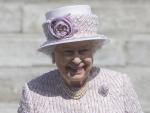 Isabel II no acudirá a la misa de Año Nuevo por un "fuerte resfriado"