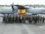 Cospedal felicita en Gabón a los militares que defienden la seguridad de los españoles "a tantísimos kilómetros de casa