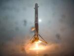 El cohete Falcon 9 de Space X no logra aterrizar en el mar en su tercer intento y explota