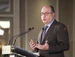Roldán (AEB) apela al "sentido de Estado" para consolidar la recuperación, ya que hay que crecer una década