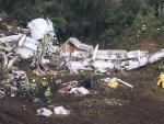 La azafata del vuelo del Chapecoense asegura que el avión "se apagó por completo" y "tuvo un fuerte descenso"