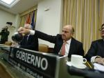 Guindos dice que la venta combinada de Bankia y BMN permitiría al FROB capturar dos tercios de las sinergias