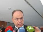 El presidente de Adif reconoce que es "bastante inexplicable" la situación de déficit del ferrocarril en Extremadura