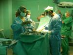 Cinco profesionales sanitarios de hospitales públicos atenderán a pacientes saharauis en Tinduf