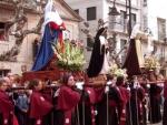 Miles de personas contemplan las procesiones de este Viernes Santo en Ferrol, Viveiro y Cangas