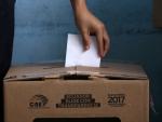 Ecuador vota en una segunda vuelta clave para la izquierda latinoamericana