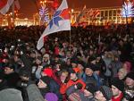 Más de cien opositores bielorrusos salen en libertad tras 15 días de arresto