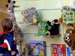Muñecas con videocámara y coches que suben paredes, novedades de Reyes