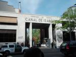 La Guardia Civil inspecciona la sede del Canal en Santa Engracia ante una gran expectación mediática a las puertas