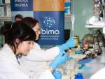 El director general del Instituto de Salud Carlos III se reúne con investigadores del Ibima