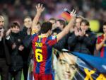 Xavi cumple récord y el FC Barcelona sigue líder