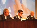 Alierta destaca el compromiso de Telefónica en España con una inversión de más de 2.000 millones en 2011