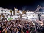 Ojeando Festival arranca su décima edición con un concierto acústico en las Cuevas de Ojén