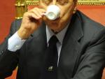Fini pide la dimisión de Berlusconi por el escándalo sexual "Ruby"