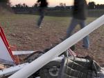 Dos heridos al precipitarse un ultraligero en el campo de vuelo de San Javier, en Murcia
