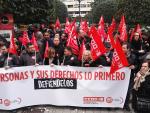 Cientos de personas secundan en C-LM las concentraciones sindicales para pedir a Rajoy más diálogo social