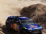 Sainz y Coma ceden tiempo pero siguen al frente en el Dakar