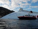El Gobierno italiano admite que existe "daño ambiental" por el naufragio del crucero