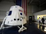 SpaceX lanza cápsula Dragon a EEI y hace primer ensayo para recuperar cohete