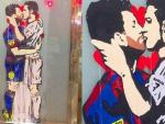 El grafiti de Ronaldo y Messi besándose en Barcelona.